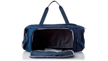 Espaciosa e impermeable: la bolsa de deporte Under Armour mejor valorada en Amazon