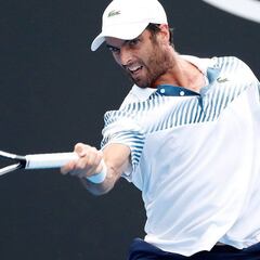Andújar, a semifinales sin jugar; Munar cayó ante Paire