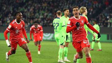 WOLFSBURG, GERMANY - FEBRUARY 05: Jamal Musiala of Bayern Munich celebrates after scoring the team's fourth goal during the Bundesliga match between VfL Wolfsburg and FC Bayern München at Volkswagen Arena on February 05, 2023 in Wolfsburg, Germany. (Photo by Maja Hitij/Getty Images)