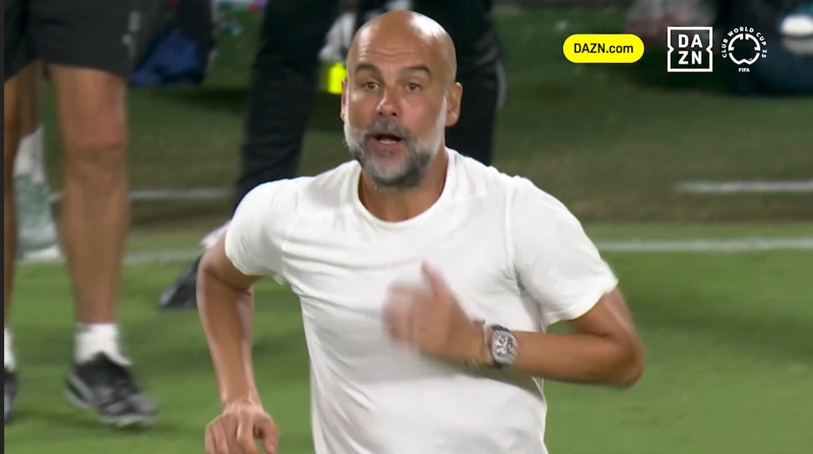 El monumental cabreo de Guardiola con el árbitro por este lance en el 96: “¿Estás de broma?"
