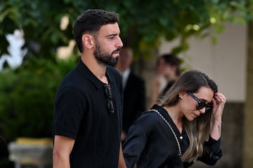 Bruno Fernandes llega al funeral de Diogo Jota y su hermano André Silva en la Igreja Matriz de Gondomar el 5 de julio de 2025 en Gondomar, Portugal.