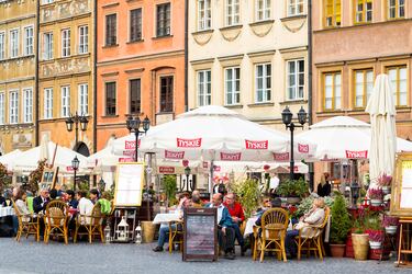 Con 105 litros por persona al año los polacos se encuentran en el cuarto lugar de la lista. Las cervezas polaciccwin247.como Zywiec, Tyskie y Okocim son muy populares. Con numerosos festivales de cerveza y una creciente comunidad de cerveceros artesanales la cultura de la cerveza en Polonia está en aumento constante.