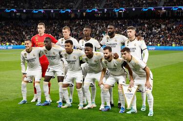 Once inicial del Real Madrid. Adriy Lunin, Toni Kroos, Eduardo Camavinga, Toni Rüdiger, Federico Valverde, Lucas Vázquez, Ferland Mendi, Rodrygo Goes, Vinicius Junior, Nacho Fernández y Brahim Díaz.