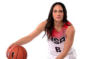 LOS ANGELES, CA - NOVEMBER 20: Basketball player Sue Bird poses for a portrait at the USOC Rio Olympics Shoot at Quixote Studios on November 20, 2015 in Los Angeles, California. Harry How/Getty Images/AFP
== FOR NEWSPAPERS, INTERNET, TELCOS & TELEV