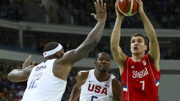 Serbia se quedó a 3 de forzar la prórroga ante Team USA