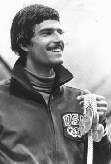 Mark Spitz consiguió su mayor triunfo en los Juegos Olímpicos de Múnich 1972. Siete medallas de oro en: Relevos 4x100 libre, relevos 4x200 libre, 100m libre, 100m mariposa, 200m libre, 200m mariposa y relevos 4x100 estilos.