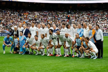 Jugadores del Real Madrid que han disputado el partido benéfico de leyendas XII Corazón Classic Match Real Madrid-Borussia Dortmund: Buyo, Salgado, Roberto Carlos, Pepe, Varane, Marcelo, Luis Milla, Emilio Butragueño, Raúl, Kroos, Baptista, Alfonso Pérez, Congo, Amavisca, Iván Campo, Kiko Casilla, Contreras, Raúl Bravo, Fernando Sanz y Granero.