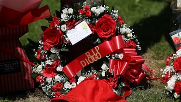 Los aficionados del Liverpool homenajean a Digo Jota tras su fallecimiento el pasado jueves
