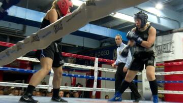 Bailando sobre el ring: historia de un combate a cámara lenta