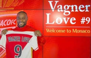 Vágner Love sigue con 41 años: ficha por el Retro FC