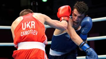 Dmytro Zamotayev y Gabriel Escobar durante el preolímpico de Londres.