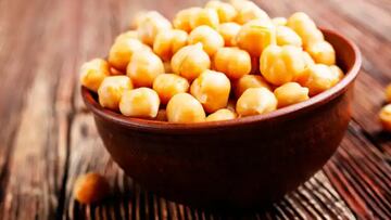 La ciencia desvela los alimentos de la longevidad para llegar a los 100 años como un roble