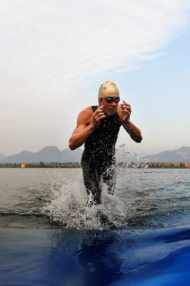 El español fue nueve veces número uno en el ranking de la Unión Internacional de Triatlón. 

