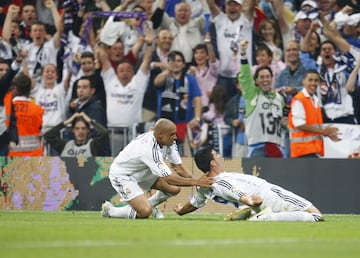 Genio andaluz de la banda, su paso por el Madrid fue breve pero intenso. Siendo fundamental para conseguir la “liga de las remontadas” con Fabio Capello. Especialmente recordado es su doblete ante el Mallorca en la última jornada para sellar la victoria por 3-1 del Real Madrid y la liga número 30 del conjunto madridista.