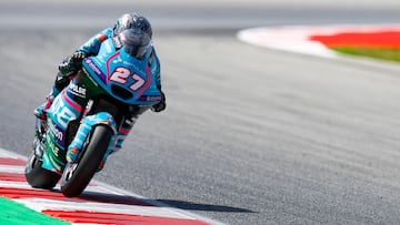 Dani Holgado, piloto de Aspar en Moto2, durante el GP de Cataluña en Montmeló.