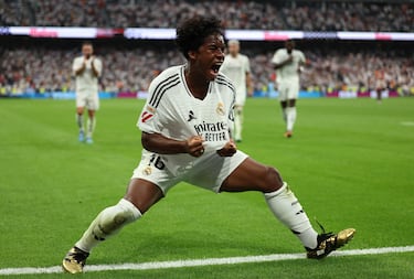 ¡Endrick marca su primer gol!