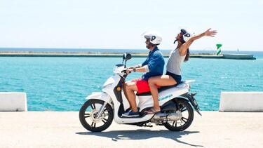 Muévete de forma sostenible (y consigue 65 minutos gratis en viajes) con eCooltra
