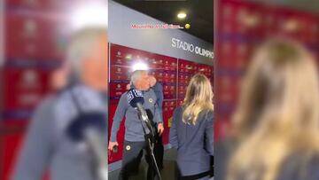 Se nota a kilómetros que es su chico maravilla: atentos a este gesto cómplice de Mourinho