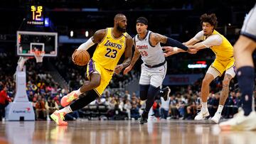 Los Lakers se exhiben en una soberana paliza