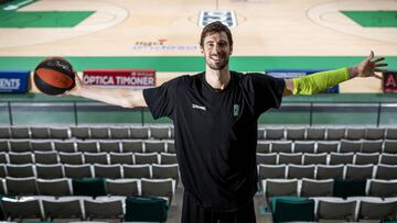 Ante Tomic, pívot del Joventut, posa para AS.