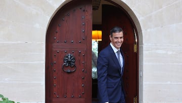 El presidente del Gobierno, Pedro Sánchez, tras un despacho con El Rey Felipe VI, en el ?Palacio de Marivent, a 29 de julio de 2025, en Palma de Mallorca, Islas Baleares (España).
29 JULIO 2025;REY;DESPACHO;PRESIDENTE;GOBIERNO;FELIPE;REY FELIPE;MARIVENT;PALACIO;MALLORCA;COMPARECENCIA;ATENCIÓN A LOS MEDIOS;
Isaac Buj / Europa Press
29/07/2025