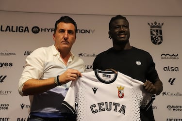 Decibelios para el Ceuta: ficha a Salvi y presenta a Obeng y Marcos Fernández