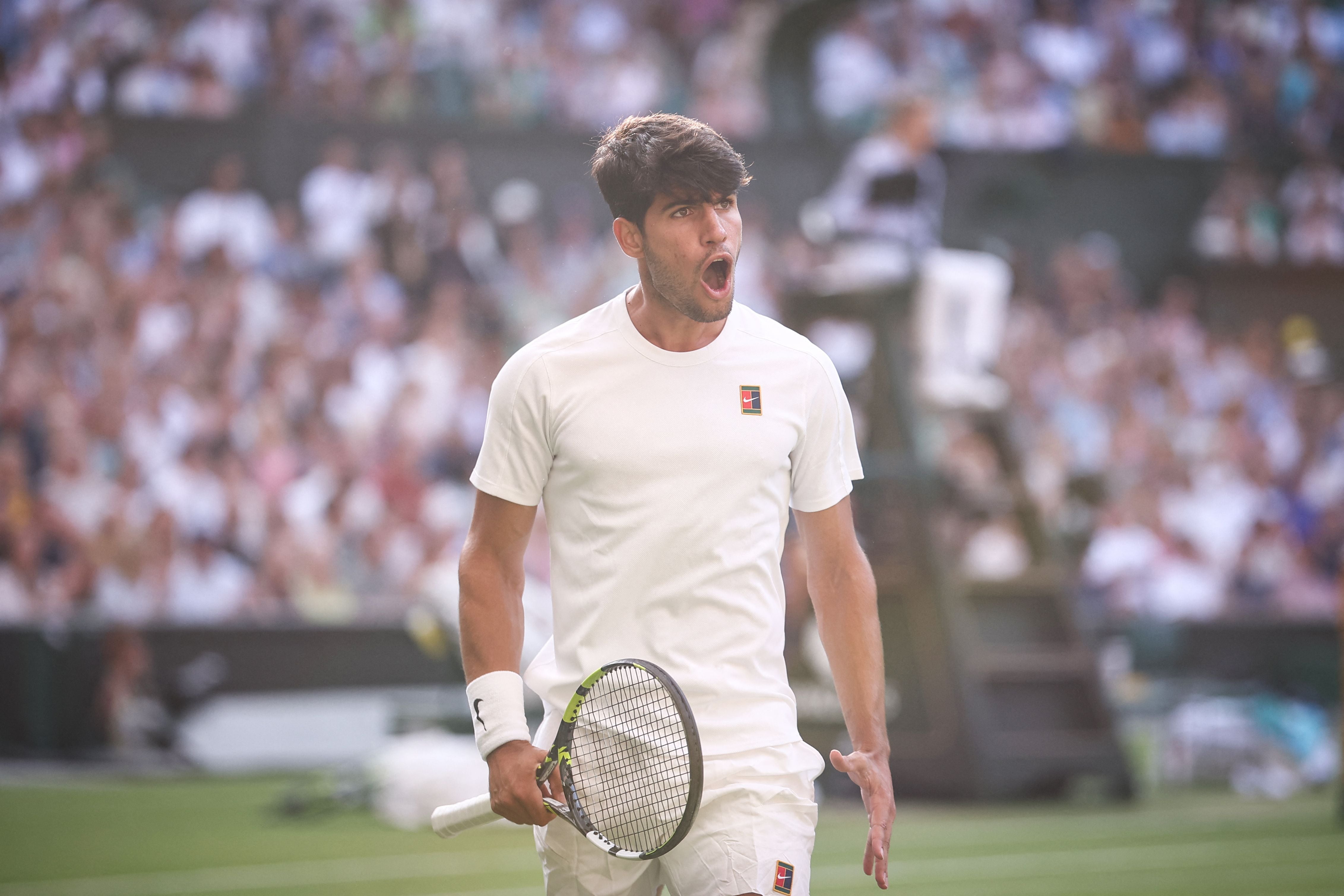 Alcaraz gana a Struff con oficio a la espera de un mayor brillo