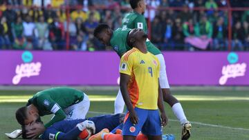 Jhon Córdoba habla tras el partido entre Colombia y Bolivia.
