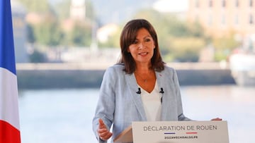The mayor of Paris, member of the French Socialist Party (Parti Socialiste - PS) Anne Hidalgo speaks in Rouen, western France, on September 12, 2021 as she announced that she plans to stand as a PS candidate in next year's presidential elections. (Photo by Thomas SAMSON / AFP)