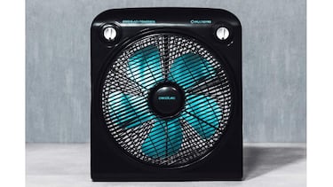 Este ventilador de suelo silencioso es la mejor opción para combatir el calor gastando lo mínimo
