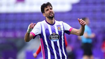 VALLADOLID, SPAIN - APRIL 11: rv during the La Liga Santander match between Real Valladolid CF and Granada CF at Estadio Municipal Jose Zorrilla on April 11, 2021 in Valladolid, Spain. Sporting stadiums around Spain remain under strict restrictions due to