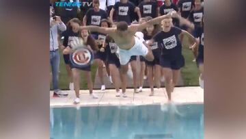 Nadal no faltó a su cita anual con la piscina: ¡qué grande eres Rafa!