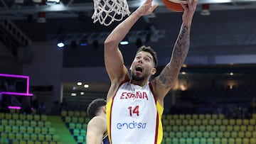 Willy Hernangómez, pívot de la Selección, ante Bosnia en el Eurobasket 2025.
