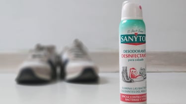 Cómo quitar el olor de pies: este desinfectante es la mejor solución