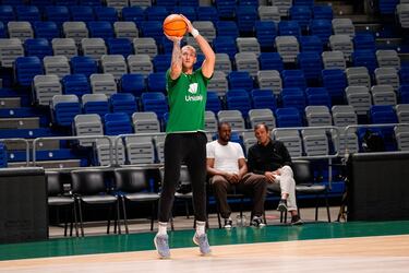 El Barça reta al líder en el gran día de Will Thomas