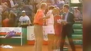 Mónica Seles, tras ser apuñalada en Hamburgo en 1993.