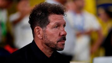 Soccer Football - LaLiga - Villarreal v Atletico de Madrid - Estadio de la Ceramica, Villarreal, Spain - August 19, 2024 Atletico Madrid coach Diego Simeone REUTERS/Pablo Morano