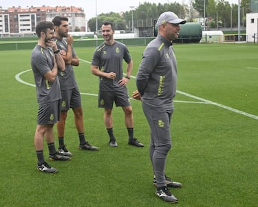 ¿Quién es quién en el cuerpo técnico de José Alberto en el Racing?