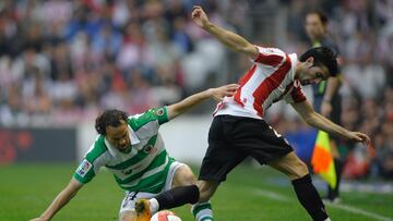 Pablo Pinillos, del Racing, en San Mamés.