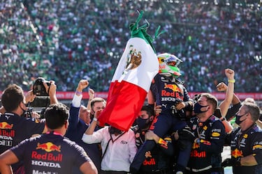 Pérez y Bottas: el camino de regreso a la F1