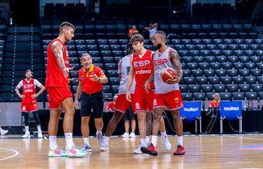 Llegó 2022 y con ello la oportunidad de pelear por otro Eurobasket, el de este año se disputaba en Alemania y España venía con una novedad en su equipo, Lorenzo Brown, el base estadounidense fue nacionalizado "express" para poder jugar con la Selección Española por petición del mismo Sergio Scariolo.