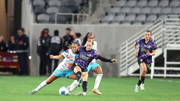 Oct 16, 2024; San Diego, CA, USA; San Diego Wave FC forward Maria Sanchez (77) defends against Club America during the second half at Snapdragon Stadium. Mandatory Credit: Abe Arredondo-Imagn Images