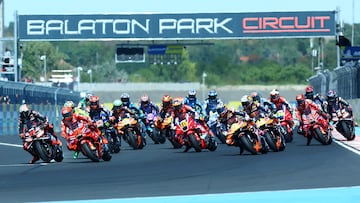 La salida de MotoGP en el Balaton Park.