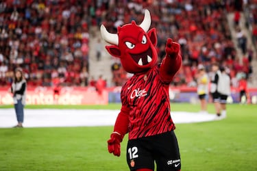 Con el tiempo, la mascota con forma de diablillo ha pasado de ser una figura meramente simbólica a un elemento identificativo del Mallorca, fortaleciendo el vínculo entre el club y sus aficionados.