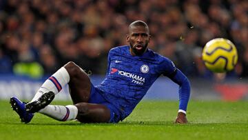 Chelsea's German defender Antonio Rudiger watches the ball during the English Premier League football match between Chelsea and Manchester United at Stamford Bridge in London on February 17, 2020. (Photo by Adrian DENNIS / AFP) / RESTRICTED TO EDITOR