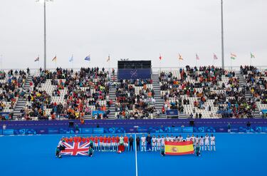 Los Red Sticks proponen sin acierto, Gran Bretaña ejecuta 