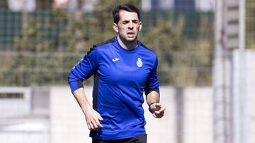 Víctor Sánchez volvió a entrenar tras dos meses lesionado.