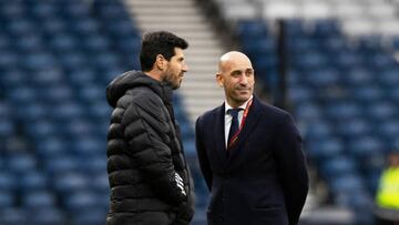 Luque defiende a Rubiales y excusa su ausencia en Riazor