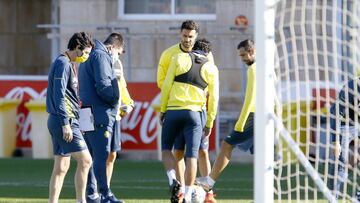 10/11/20 ENTRENAMIENTO DEL VILLARREAL
EMERY