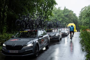 La odisea del maillot amarillo para llegar a Lauwin-Planque